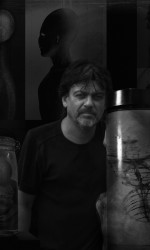 Herikberto en su estudio 2016.